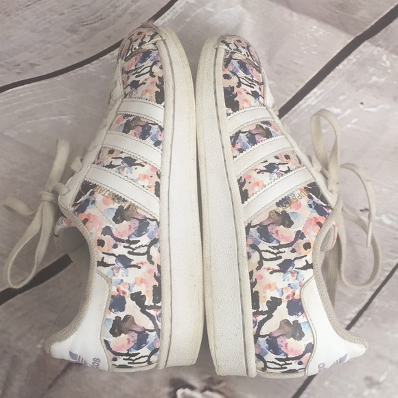 Adidas La Marque aux 3 bandes superstar in 6.5 - Picture 14 of 16